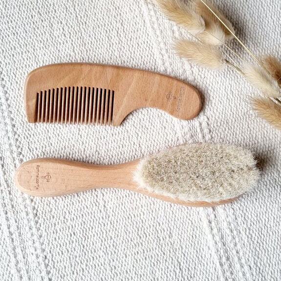 Brosse et peigne pour bébé